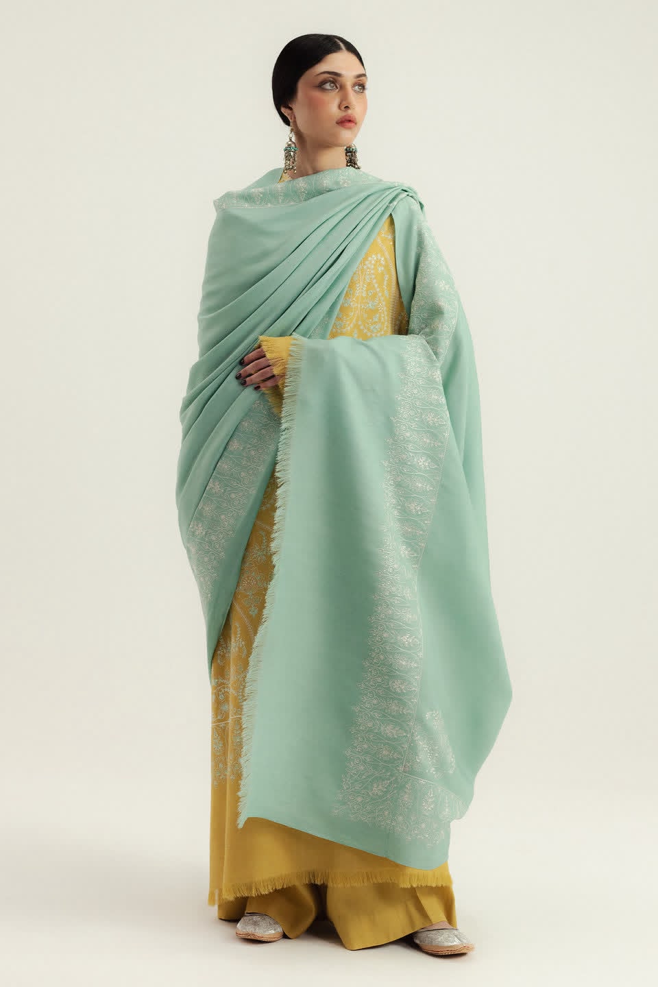 Dhanak embroidered luxury unstitched 3pc suit